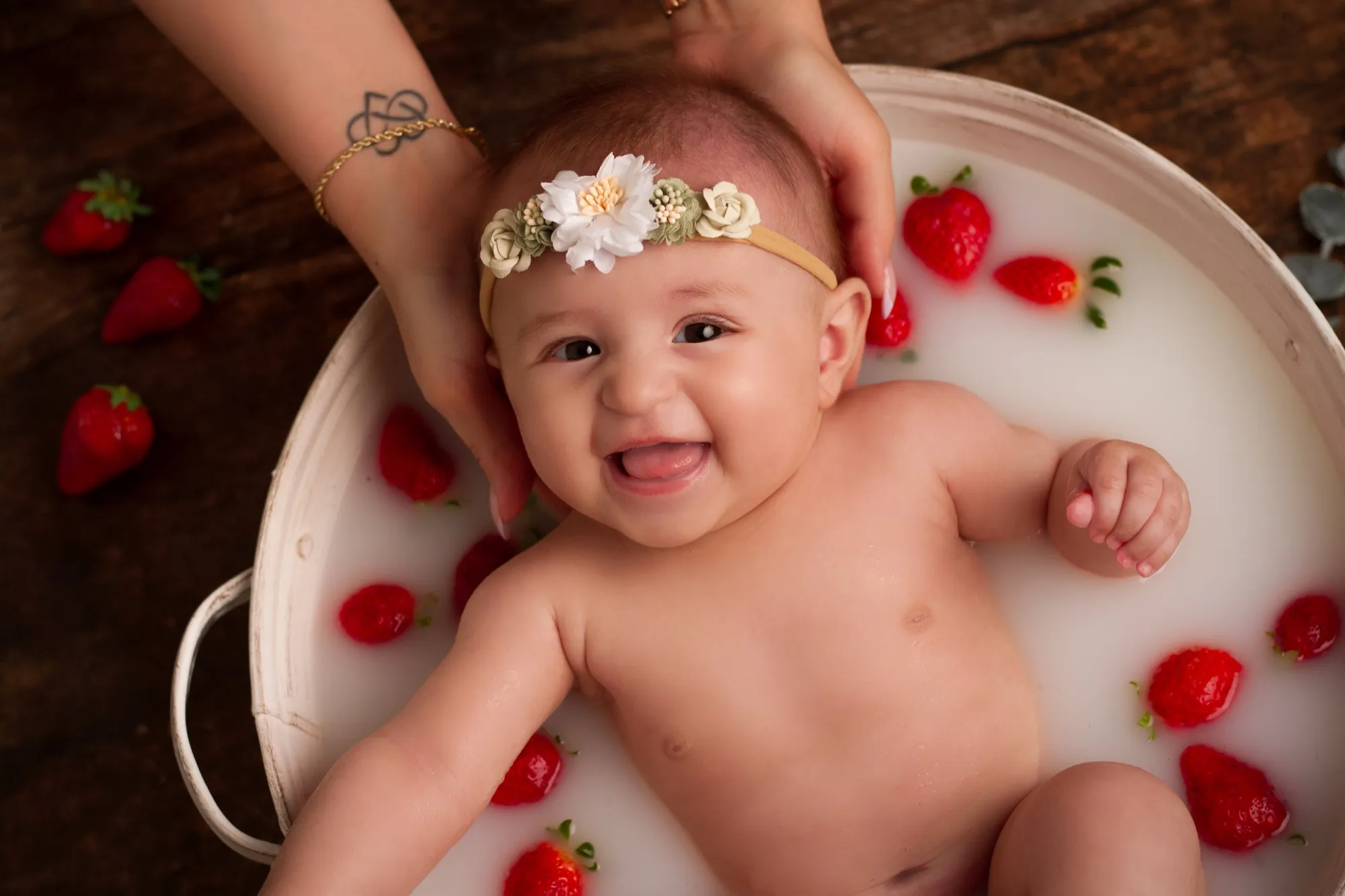 Séance bain de lait en studio à Knutange — Amélie Photographie (2)