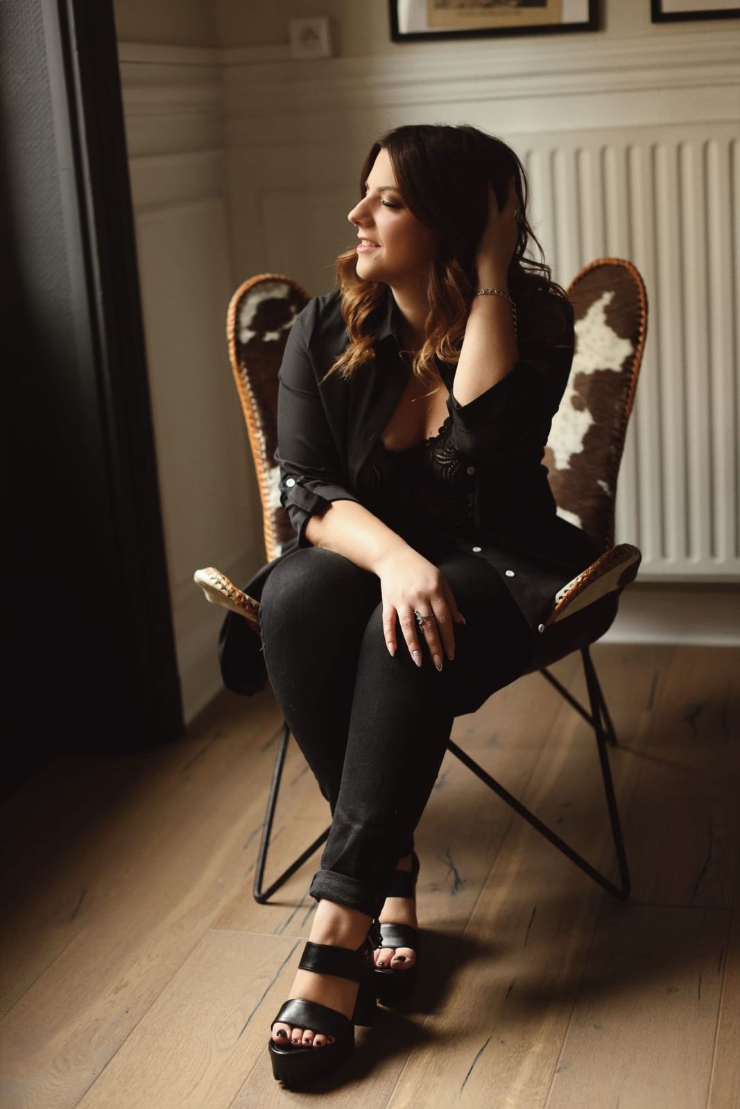 Amélie, photographe, dans son studio à Knutange